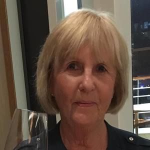 Meet your Posher, Suzanne